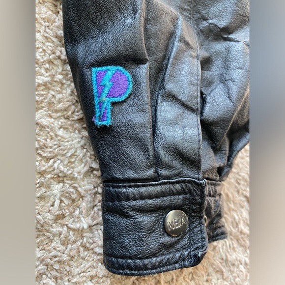 Vintage 1990’s NBA Charlotte Hornets Pro Player Leather Jacket Men’s Size SMALL - Picture 5 of 16